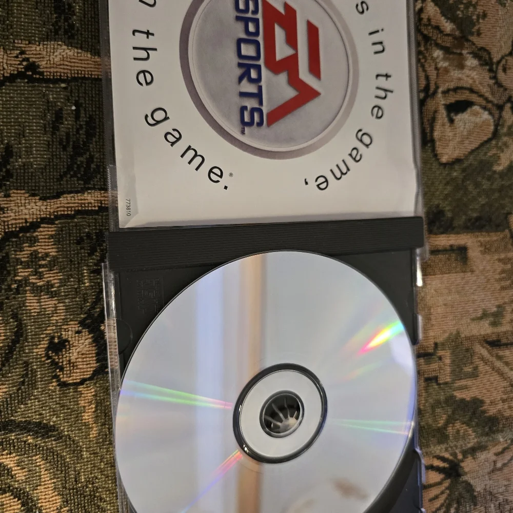 NHL 98 EA Sports Video Game like new